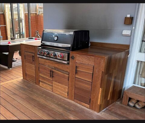 Spotted Gum outdoor BBQ area decking
