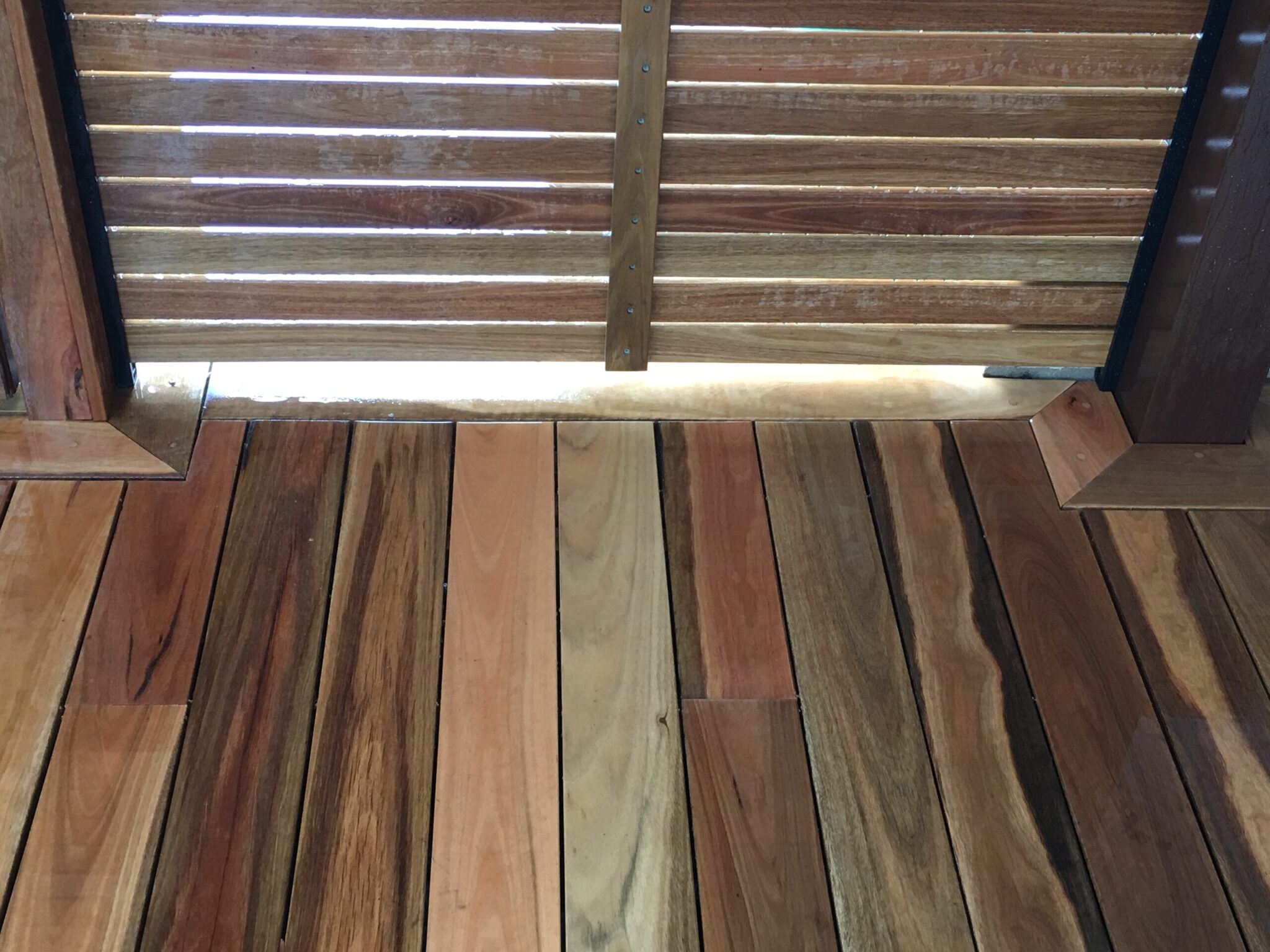 Spotted Gum picture-framed posts with hidden fixings on a Little Bay deck