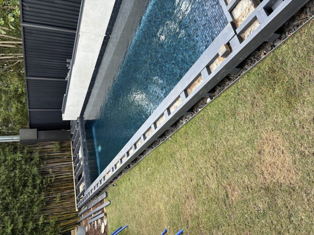Looks simple — this takes longer to get right than a 50m2 deck — Kingsford