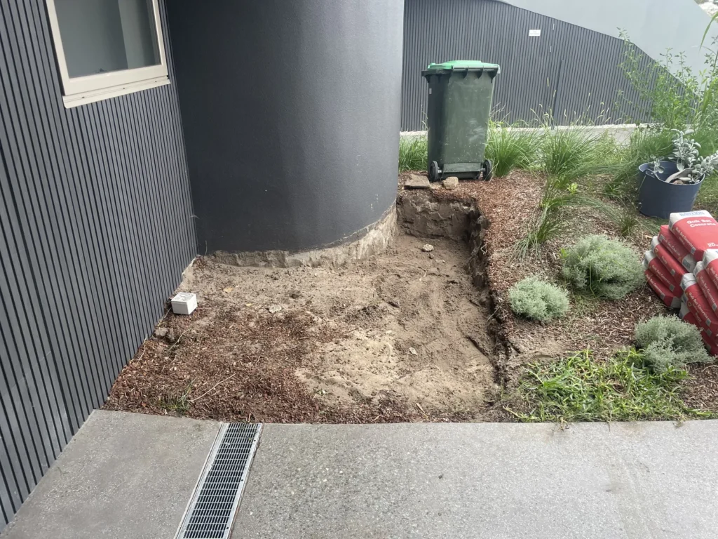 The strip beside the garage at Mons Avenue Maroubra before excavation for the bin and scooter store